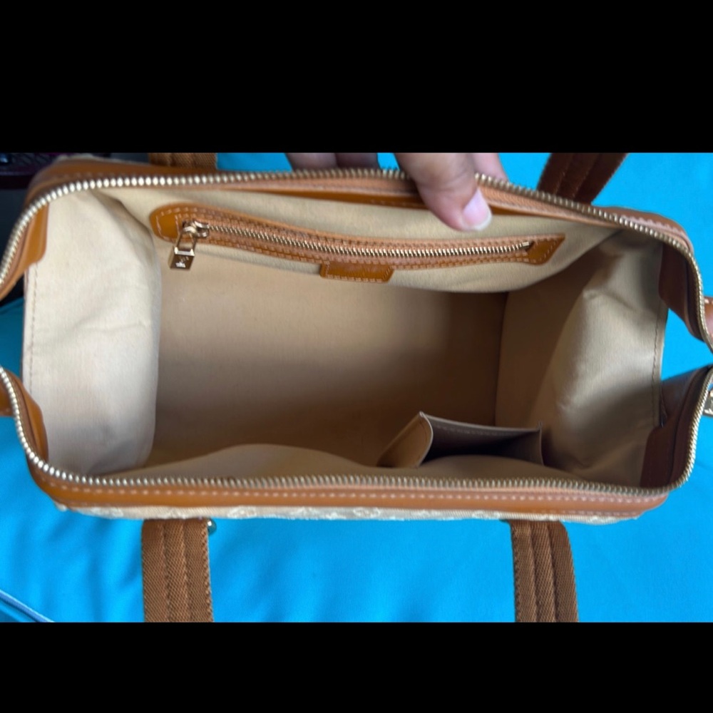 Louis Vuitton Mini Lin Bag - Picture 14 of 16
